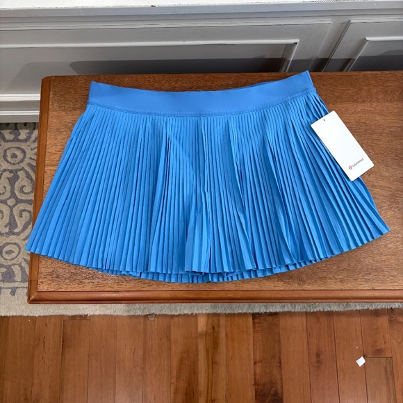 Lululemon Varsity High-Rise Pleated Tennis Skirt Pool Party - Picture 4 of 10